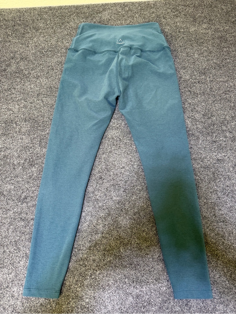 Beyond Yoga Crossover Teal High-Waist Leggings